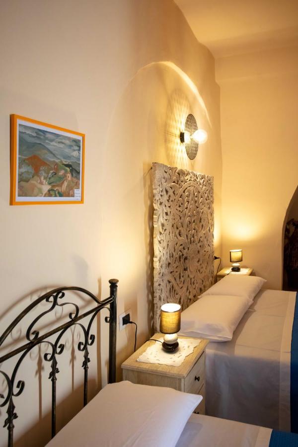 Il Paesaggio Lunare Aliano Extérieur photo